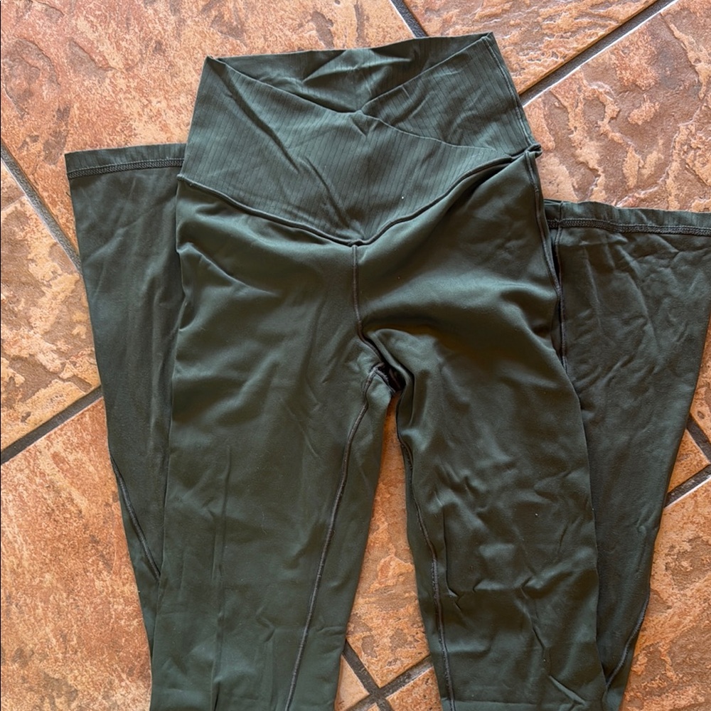 High-Waisted Aerie Green Leggings